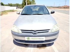 opel corsa c (x01) del año 2001