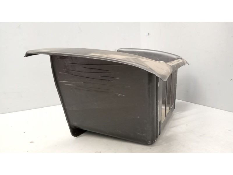 Recambio de peldaño derecho para volvo fm 12 asta 2001 fsa  4x2 corto referencia OEM IAM   