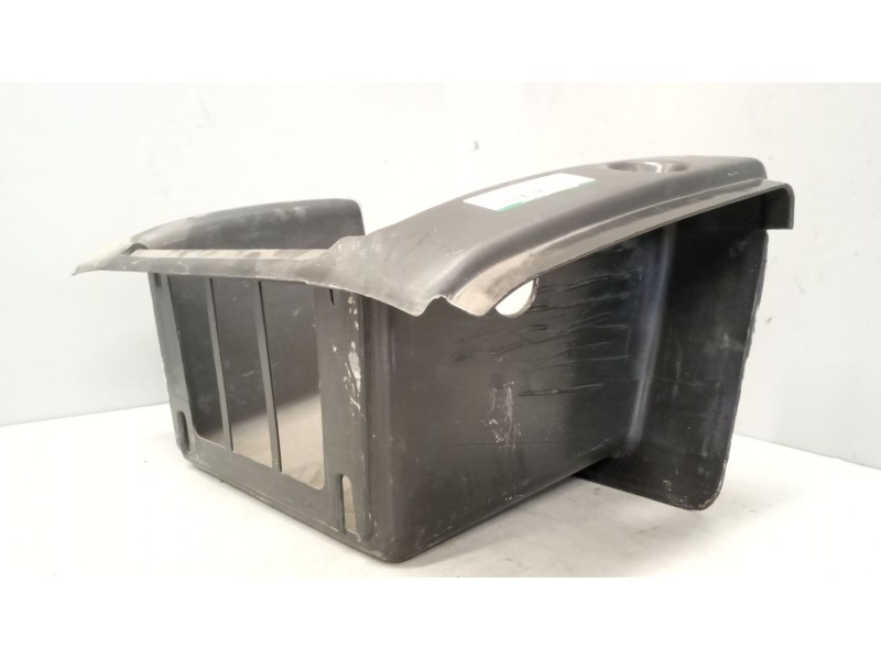 Recambio de peldaño derecho para volvo fm 12 asta 2001 fsa  4x2 corto referencia OEM IAM   