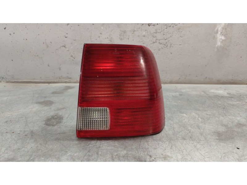 Recambio de piloto trasero derecho para volkswagen passat berlina (3b2) comfortline referencia OEM IAM   