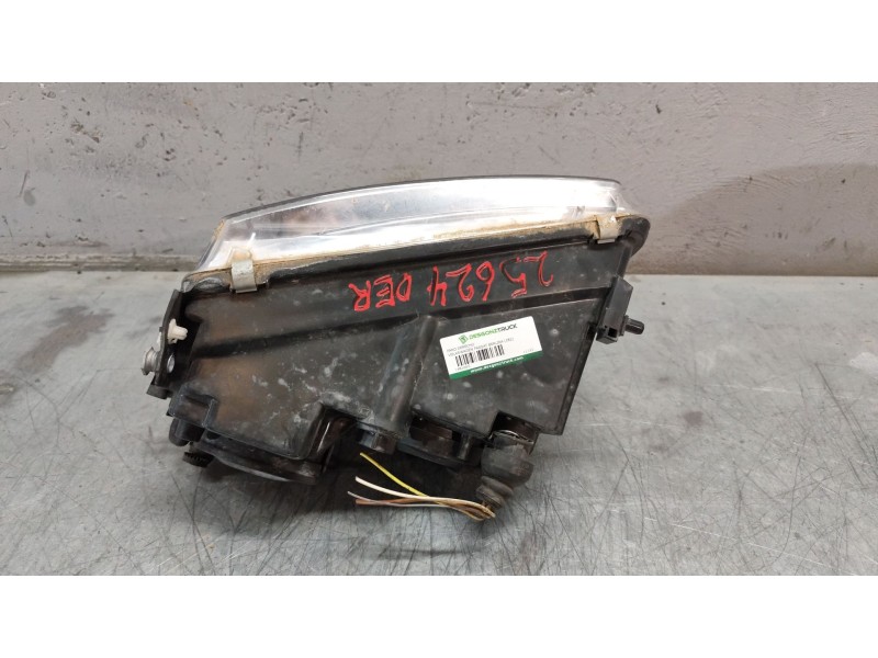 Recambio de faro derecho para volkswagen passat berlina (3b2) comfortline referencia OEM IAM 12132  