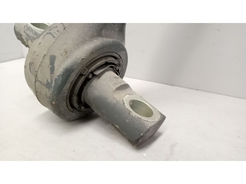 Recambio de uve eje trasero para daf serie xf105.xxx 12.9 diesel referencia OEM IAM 1817808  