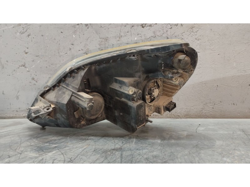 Recambio de faro derecho para opel astra h (a04) 1.8 (l48) referencia OEM IAM   