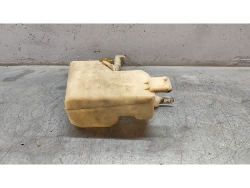 Recambio de deposito limpia para opel vivaro 1.9 cdti cat (f9q-760 / l08) referencia OEM IAM 8200207532  93850031