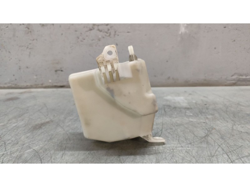 Recambio de deposito expansion para hyundai i30 (gd) 1.6 crdi referencia OEM IAM 25430A2000  