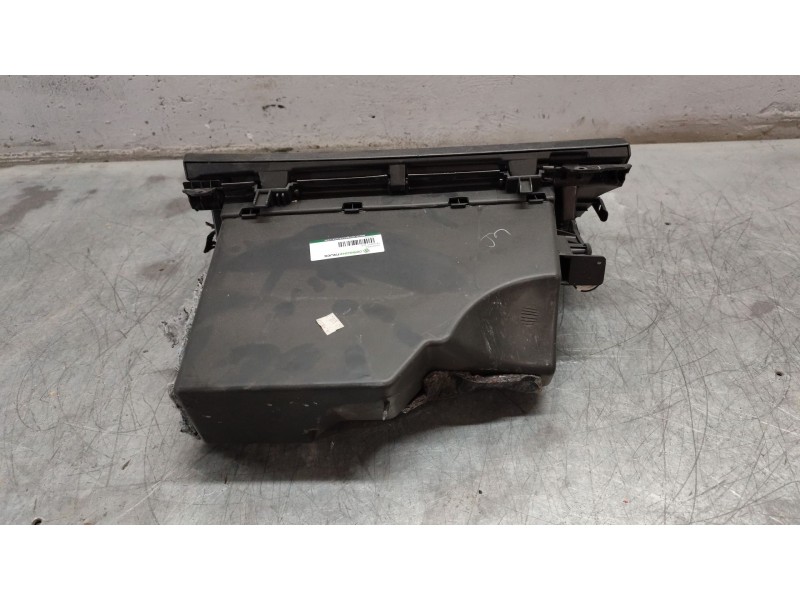 Recambio de guantera para peugeot 308 1.6 16v referencia OEM IAM   