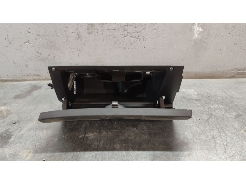 Recambio de guantera para peugeot 308 1.6 16v referencia OEM IAM   