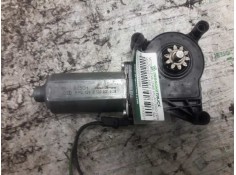 Recambio de motor elevalunas delantero derecho para mercedes clase c (w202) berlina 180 (202.018) referencia OEM IAM 0130821639 