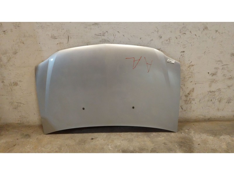 Recambio de capo para dacia logan 1.6 cat referencia OEM IAM   