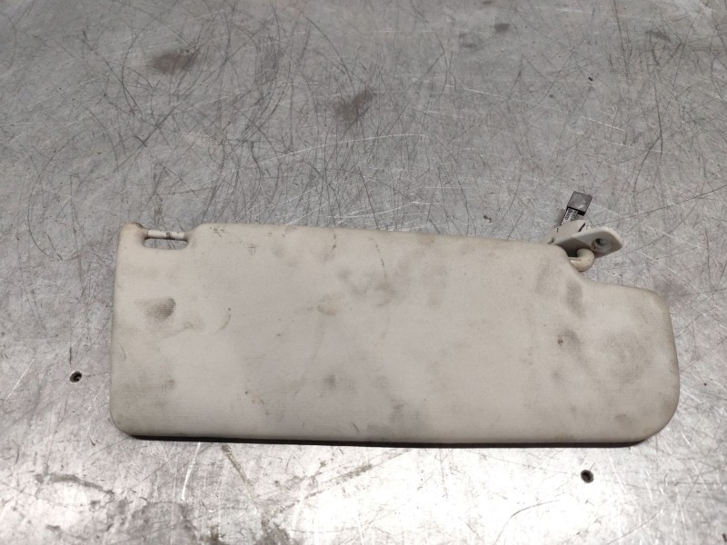 Recambio de parasol izquierdo para volkswagen golf iv berlina (1j1) 1.9 tdi referencia OEM IAM 8D0857551E  