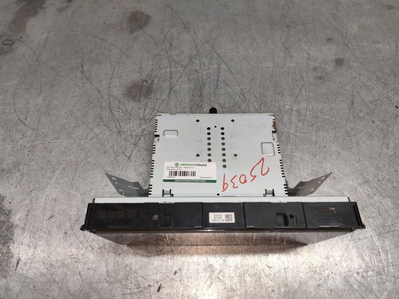 Recambio de sistema audio / radio cd para kia niro i (de) e-niro referencia OEM IAM 9656004330  