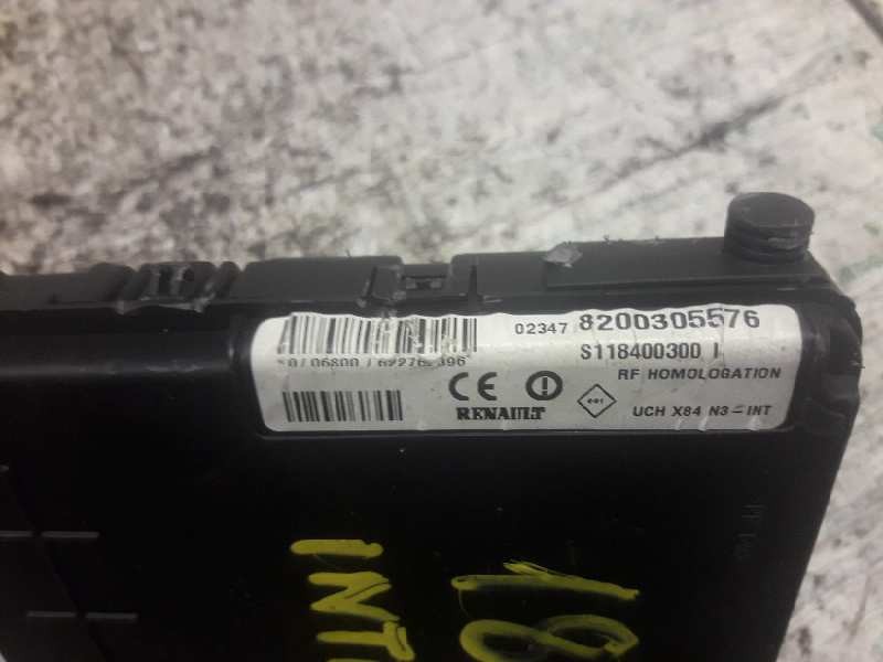Recambio de bsi para renault megane ii berlina 5p confort authentique referencia OEM IAM 8200305576 S118400300I 
