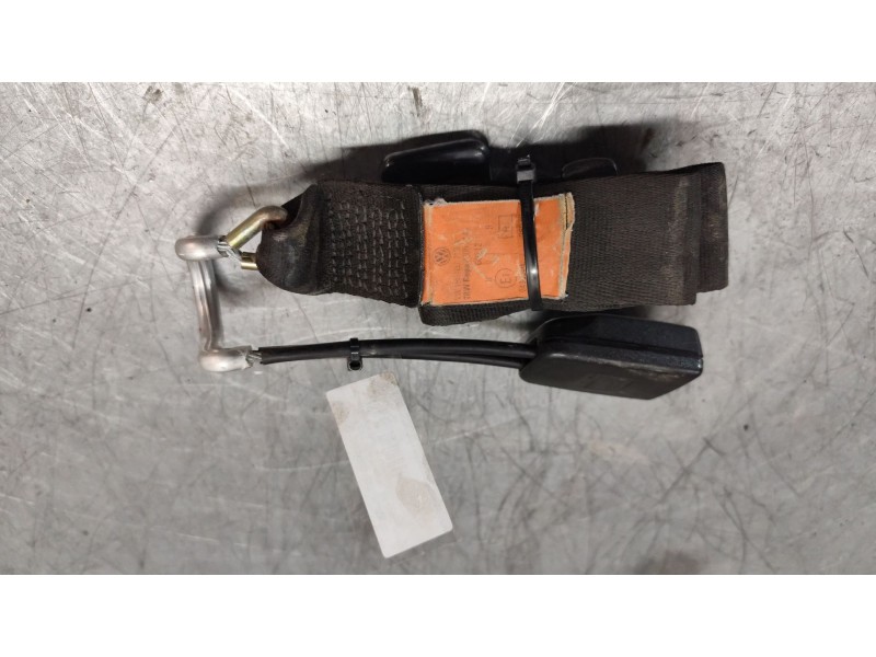 Recambio de enganche cinturon trasero central para volkswagen golf iii (1h1) 1.6 referencia OEM IAM   