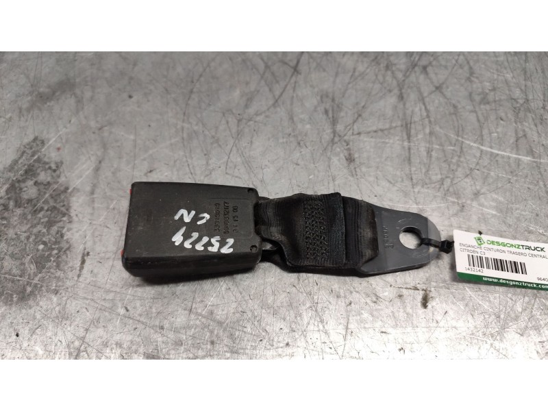 Recambio de enganche cinturon trasero central para citroën c3 1.4 hdi audace referencia OEM IAM 9640832177  
