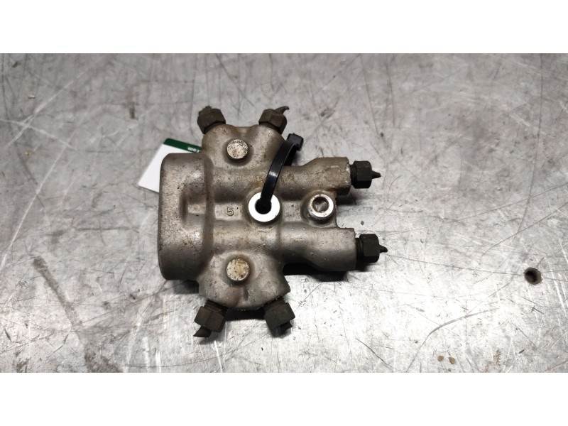 Recambio de repartidor de freno para nissan primera (p11) 2.0 td referencia OEM IAM   