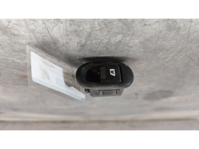 Recambio de mando elevalunas delantero izquierdo para citroën c3 1.4 hdi audace referencia OEM IAM 96401469XT  
