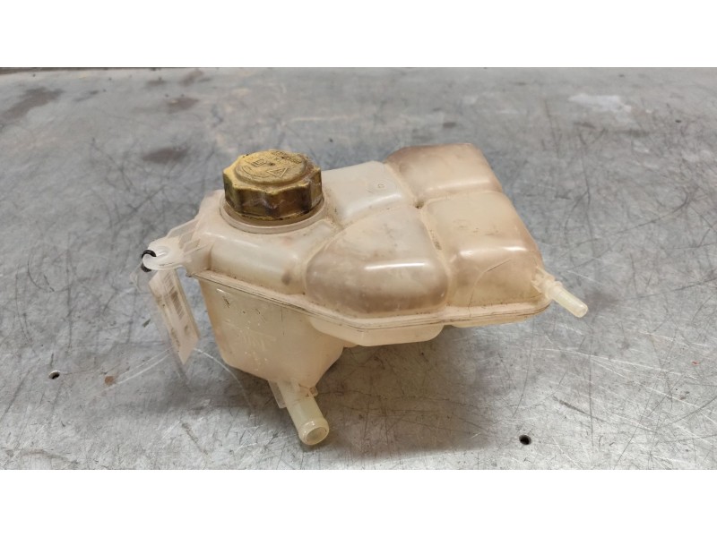 Recambio de deposito expansion para ford fiesta (cbk) ambiente referencia OEM IAM 2S6H8K218BE  
