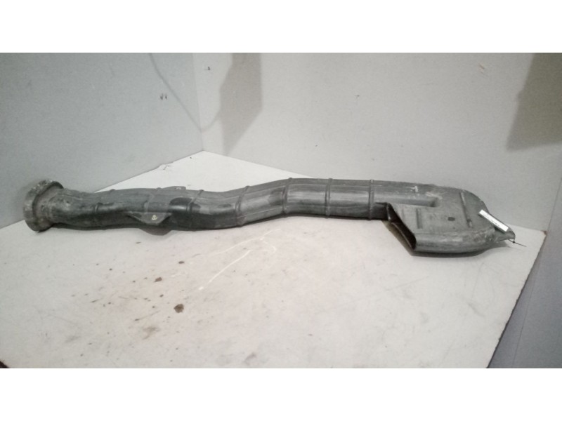 Recambio de chimenea caja filtro para nissan cabstar 01.04  3.0 diesel referencia OEM IAM 16567F3900  