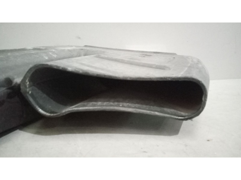 Recambio de chimenea caja filtro para nissan cabstar 01.04  3.0 diesel referencia OEM IAM 16567F3900  