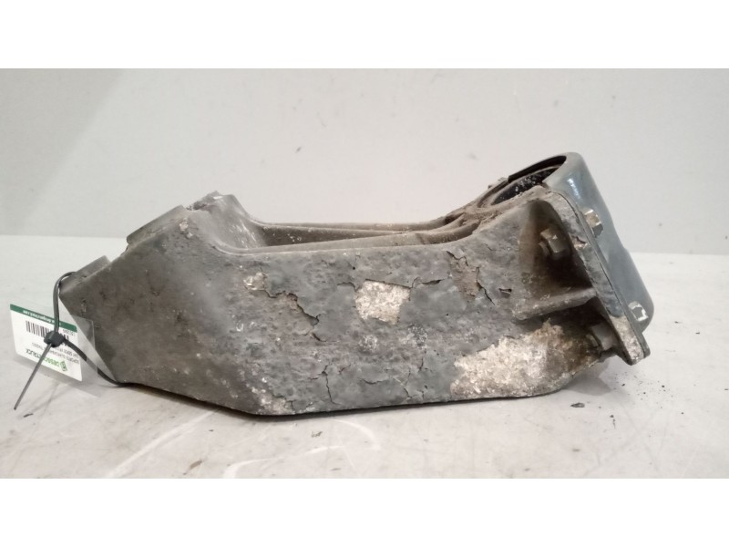 Recambio de soporte guardabarros trasero para daf serie xf105.xxx 12.9 diesel referencia OEM IAM   