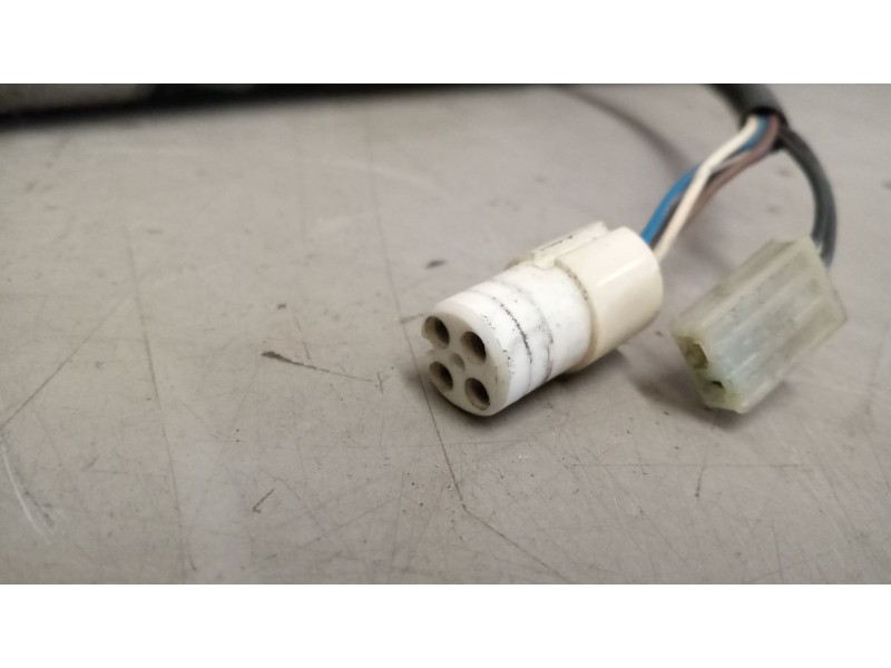 Recambio de brazo retrovisor izquierdo para daf serie xf105.xxx 12.9 diesel referencia OEM IAM   