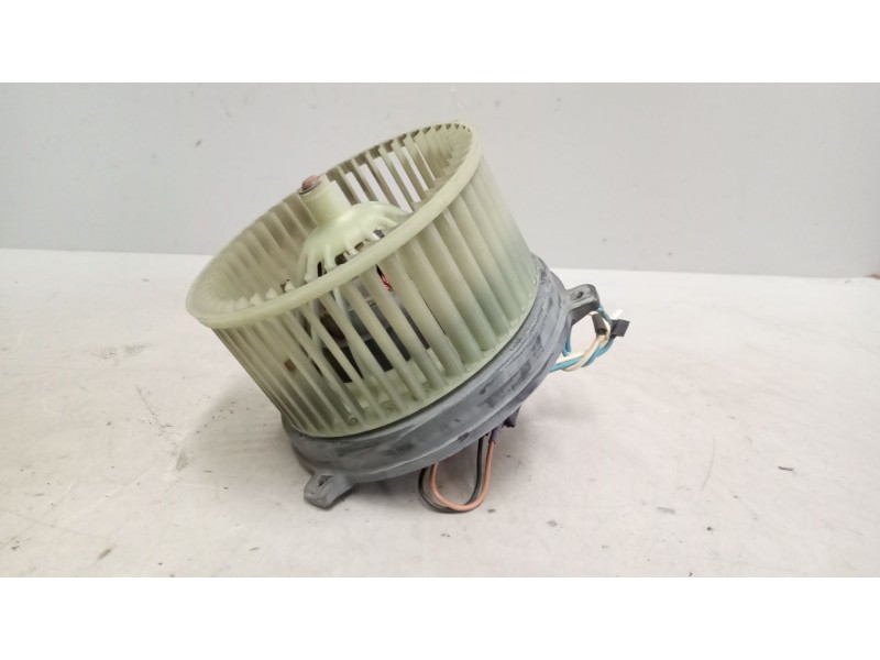 Recambio de motor calefaccion para nissan atleon 110 referencia OEM IAM   