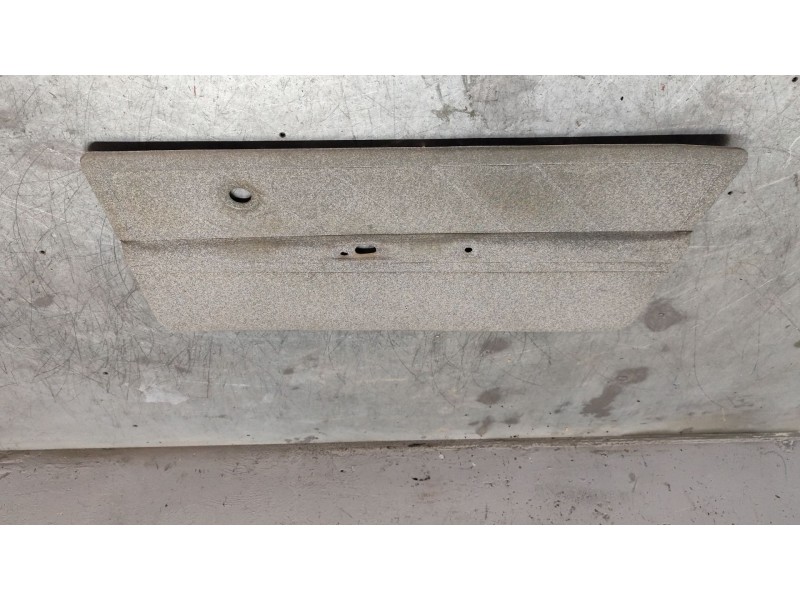 Recambio de guarnecido puerta delantera derecha para seat marbella 0.9 referencia OEM IAM   