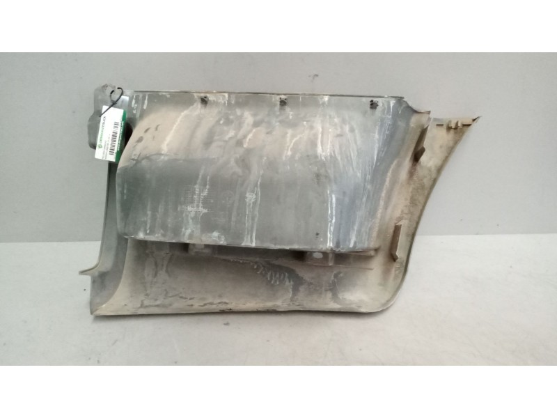 Recambio de peldaño derecho para nissan cabstar 01.04  3.0 diesel referencia OEM IAM 76478f3900  