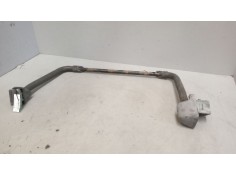 Recambio de brazo retrovisor derecho para nissan atleon 110 referencia OEM IAM   