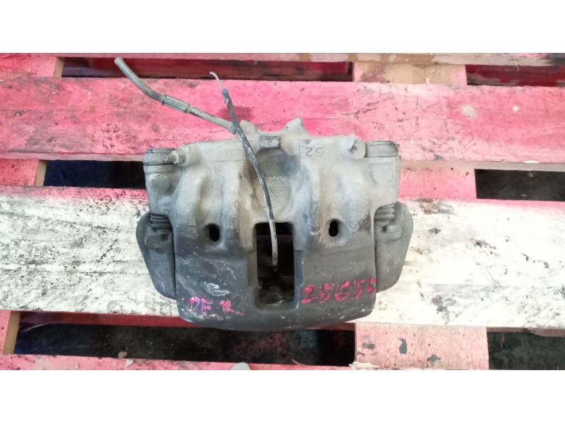 Recambio de pinza freno delantera derecha para nissan trucks atleon 35.13 referencia OEM IAM 730203  brembo