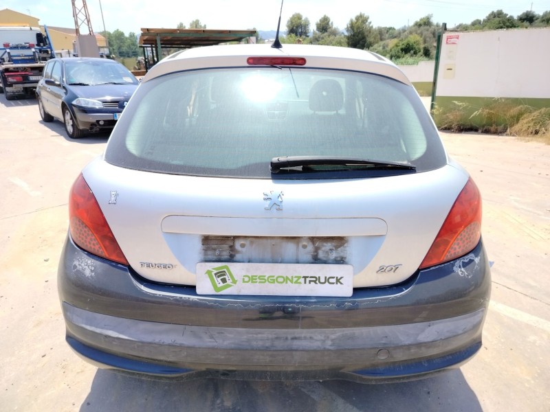 peugeot 207 del año 2008