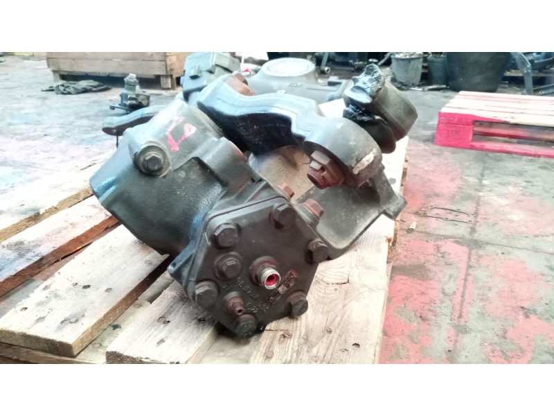 Recambio de caja direccion para man tgs referencia OEM IAM 81462006579  8098956174