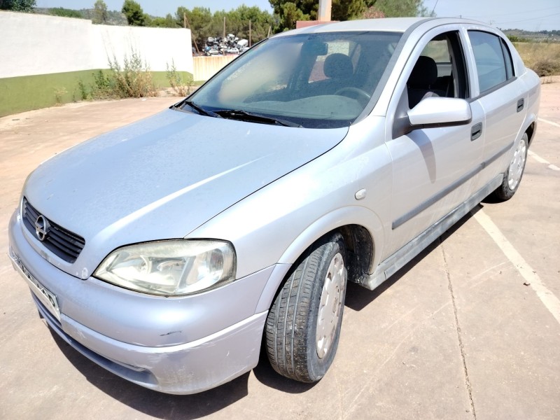 opel astra g berlina del año 2003