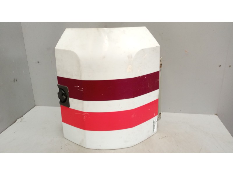 Recambio de deflector izquierdo para renault magnum ab diesel referencia OEM IAM 5000936535  