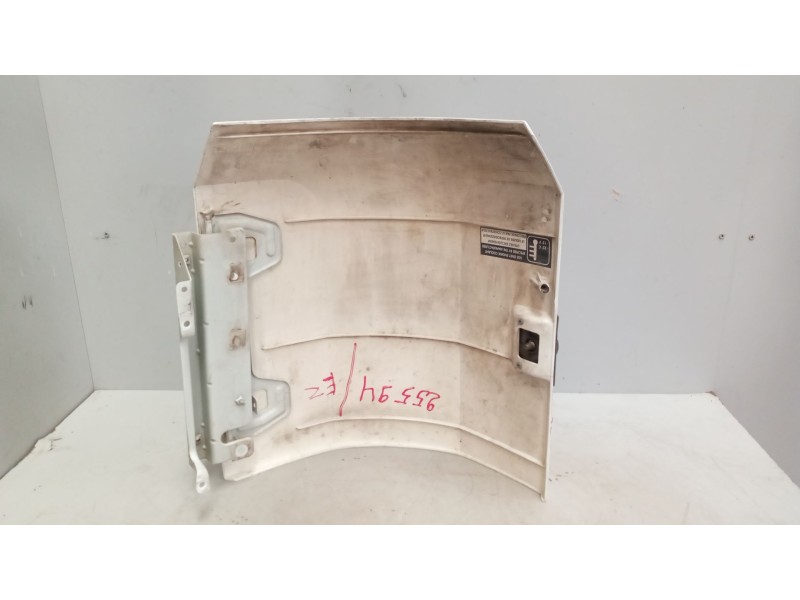 Recambio de deflector izquierdo para renault magnum ab diesel referencia OEM IAM 5000936535  