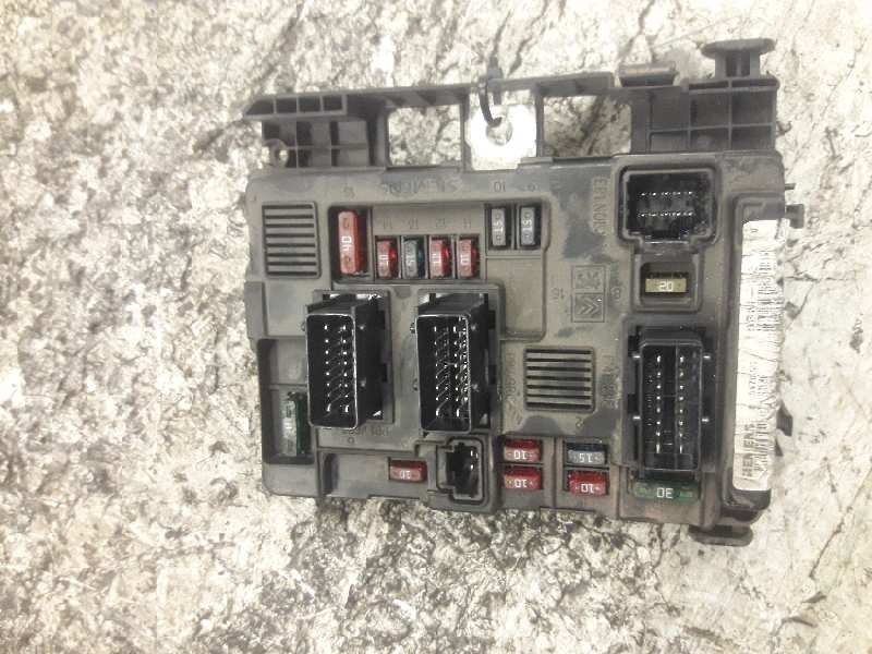 Recambio de bsm caja fusibles para peugeot 206 berlina xr referencia OEM IAM 9643498980  