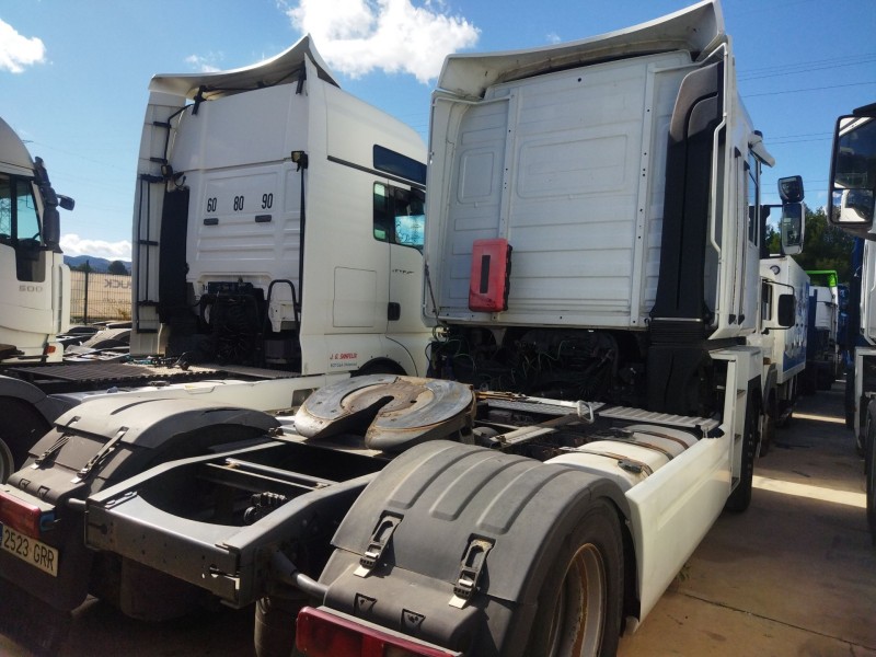 renault magnum 4xx.18/4xx.26 02  del año 2006