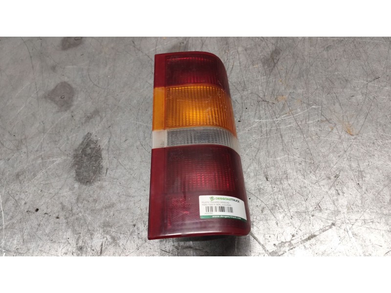 Recambio de piloto trasero derecho para ford fiesta berl./courier 1.8 diesel referencia OEM IAM   