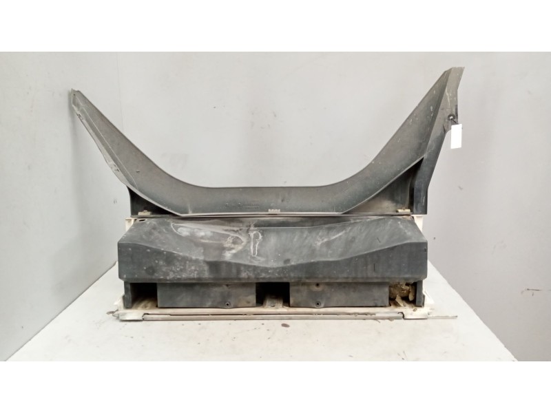 Recambio de paso rueda izquierdo para renault magnum ab diesel referencia OEM IAM   