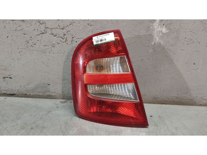 Recambio de piloto trasero izquierdo para skoda fabia (6y2/6y3) 1.4 referencia OEM IAM 6Y6945095  