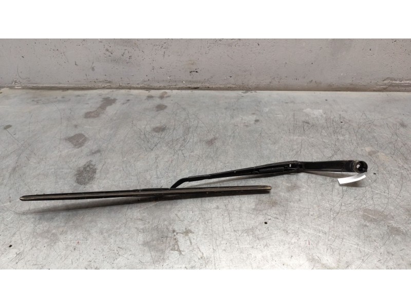 Recambio de brazo limpia delantero izquierdo para kia niro i (de) e-niro referencia OEM IAM   