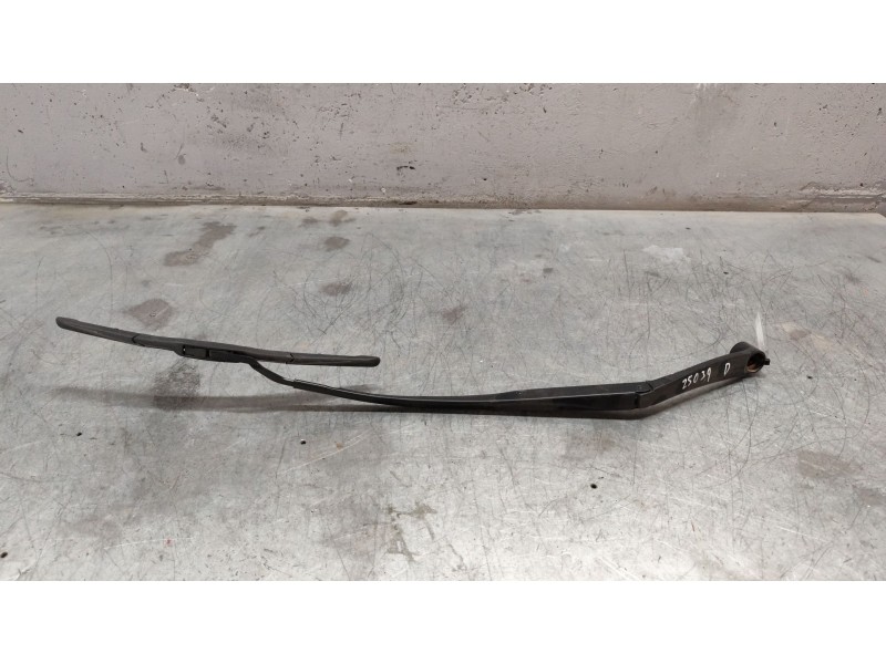 Recambio de brazo limpia delantero derecho para kia niro i (de) e-niro referencia OEM IAM   