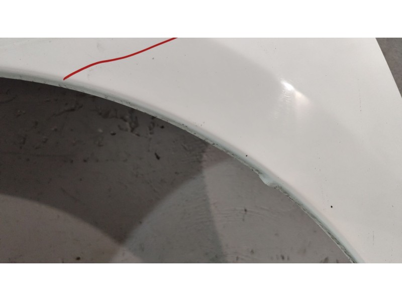 Recambio de aleta delantera izquierda para peugeot partner tepee 1.6 bluehdi 100 referencia OEM IAM   