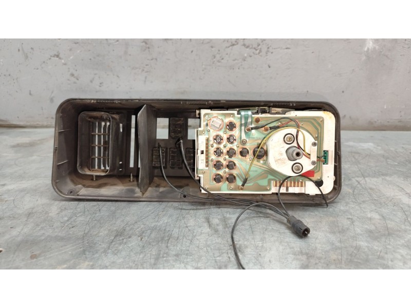 Recambio de cuadro instrumentos para seat marbella 0.9 referencia OEM IAM E4243  