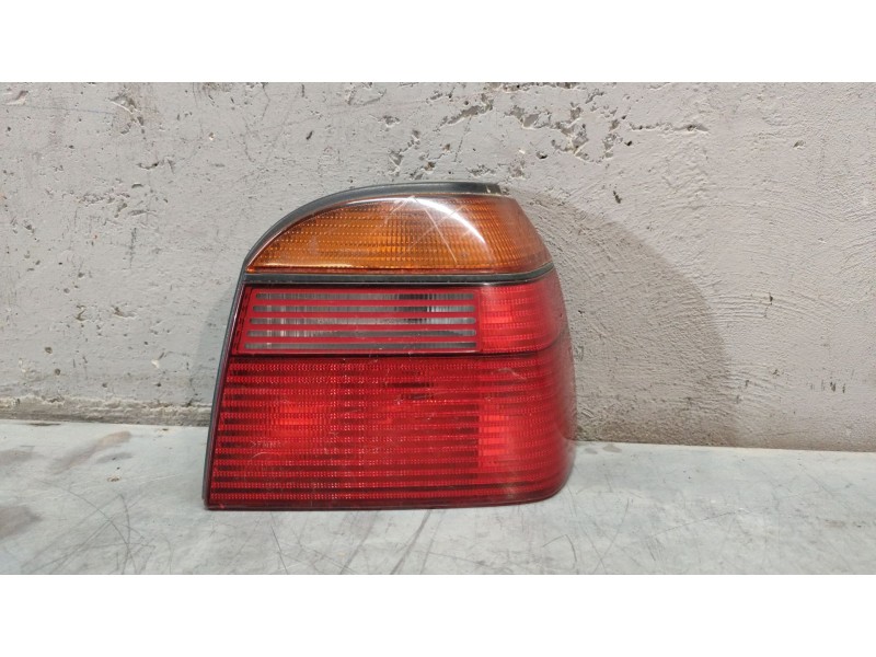 Recambio de piloto trasero derecho para volkswagen golf iii (1h1) 1.6 referencia OEM IAM   