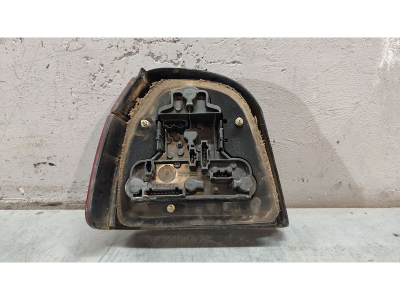 Recambio de piloto trasero derecho para volkswagen golf iii (1h1) 1.6 referencia OEM IAM   