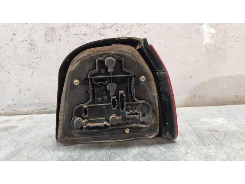 Recambio de piloto trasero izquierdo para volkswagen golf iii (1h1) 1.6 referencia OEM IAM   