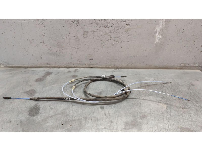 Recambio de cables de freno mano para peugeot partner tepee 1.6 bluehdi 100 referencia OEM IAM 981526468000  