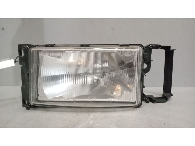 Recambio de faro izquierdo para scania r i r 580 referencia OEM IAM   