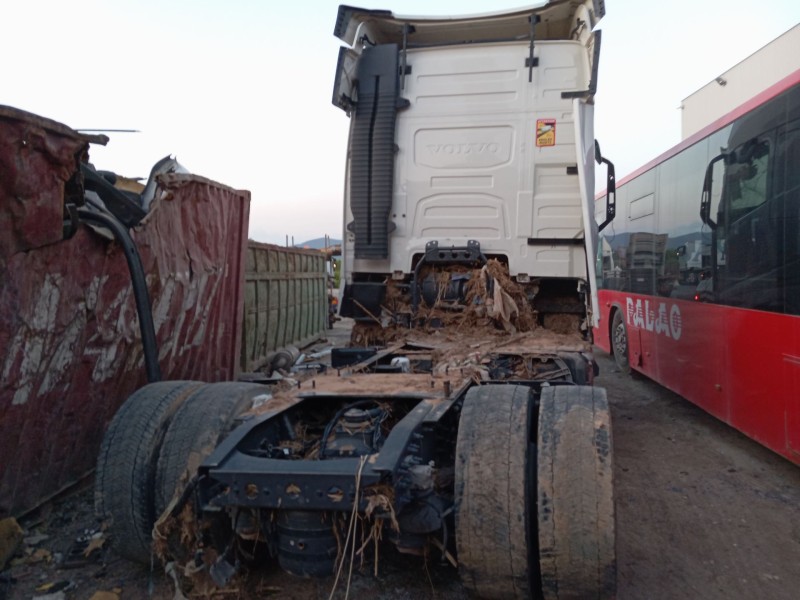 volvo fh xxx del año 2006